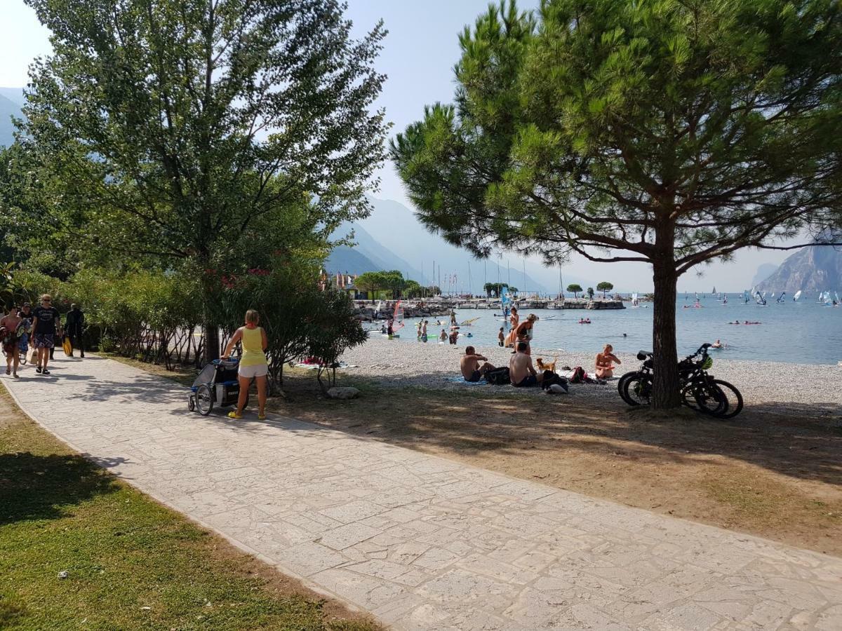 Torbole Lake Front Torbole Sul Garda Eksteriør billede